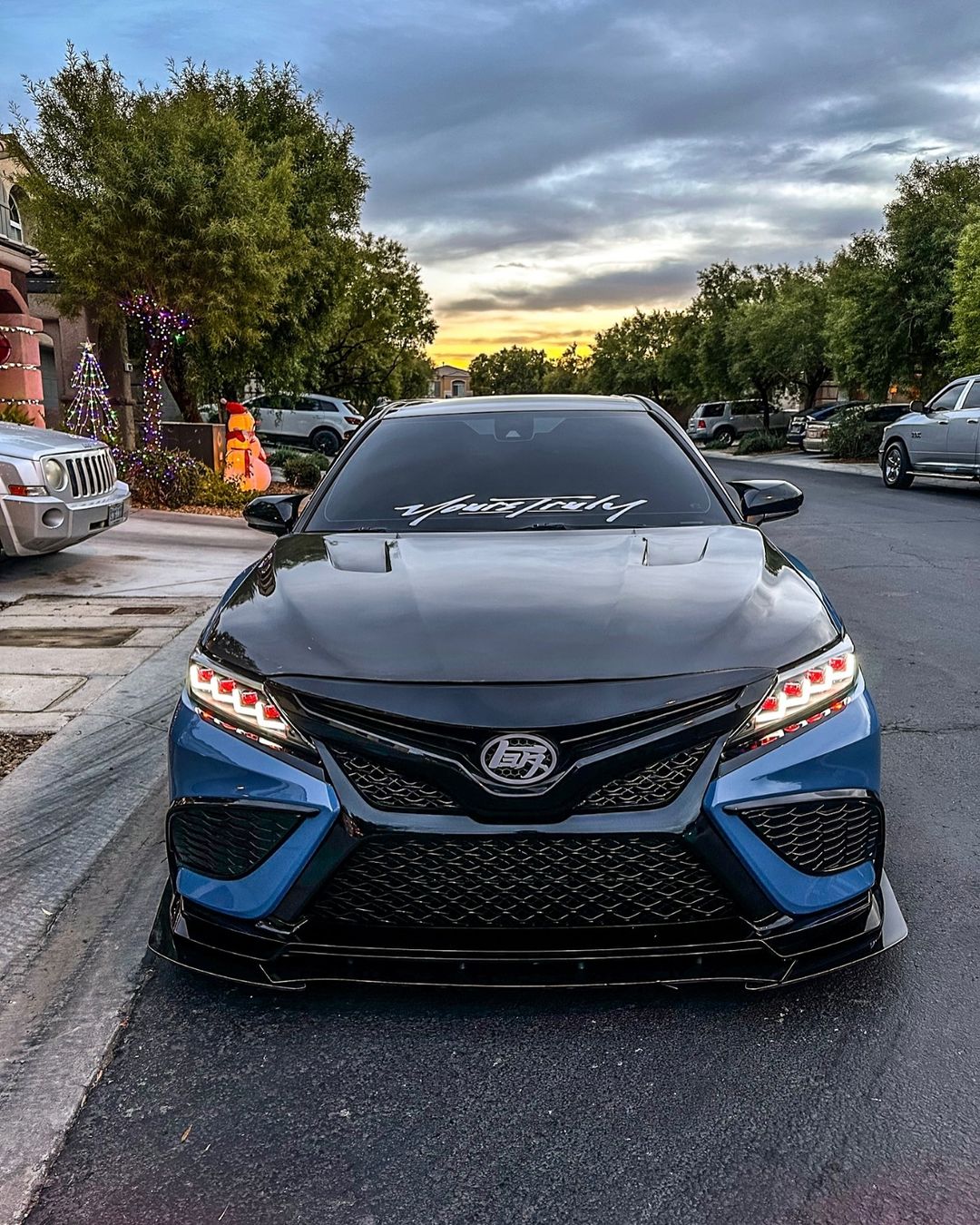 2018-2024 トヨタ カムリ LE SE XLE XSE TRD 用 デーモン アイ ヘッド